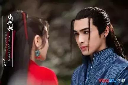 直男斩迪丽热巴的男粉有多狂热?看了他你就知道了