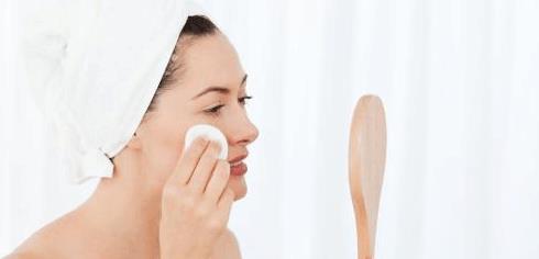 梅梅护肤老师: 激素脸的治疗过程是怎么样的, 分