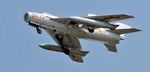 型号太多,梳理一下中国海空军战斗机的家族关