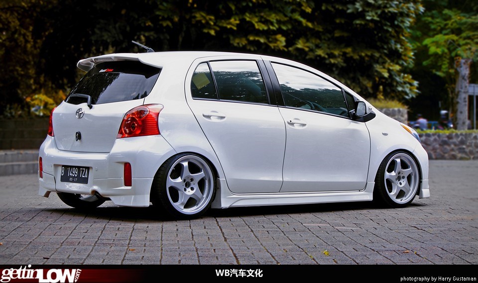 给Yaris应有的姿态!12款丰田雅力士改装案例