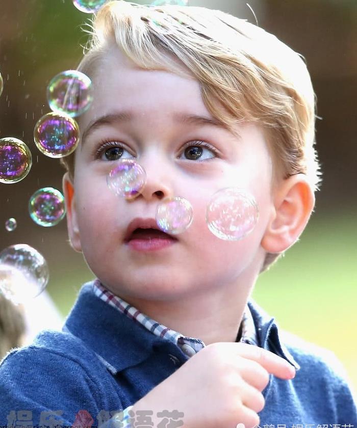 英国王室名字大揭秘:夏洛特、威廉、查尔斯 每