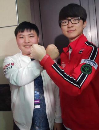 Uzi夺冠MSI世界赛!连大魔王Faker都称他为最强