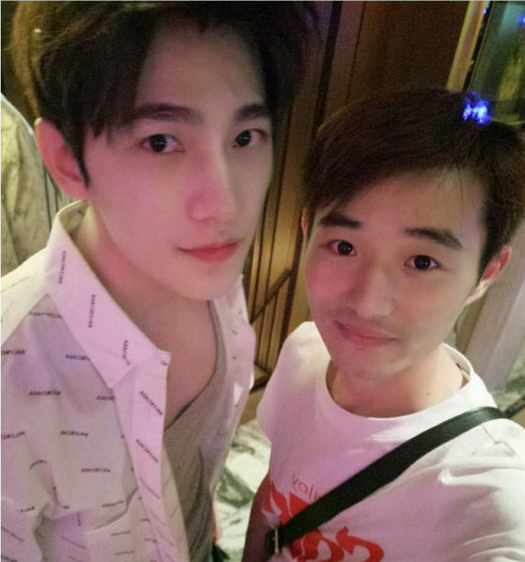 男明星的胸肌个个撩人,但他的胸肌才是荷尔蒙满满!