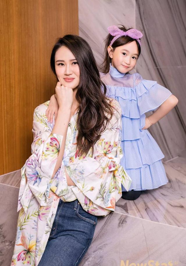 奥莉图片长大后