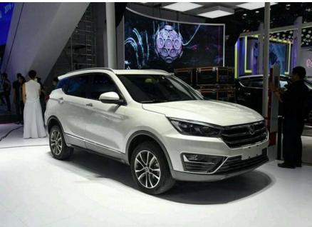 宝马看见不哭都不行, 这辆车上市不火都有点难