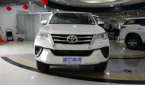 2018款丰田穿越者 这样的硬派SUV你可喜欢