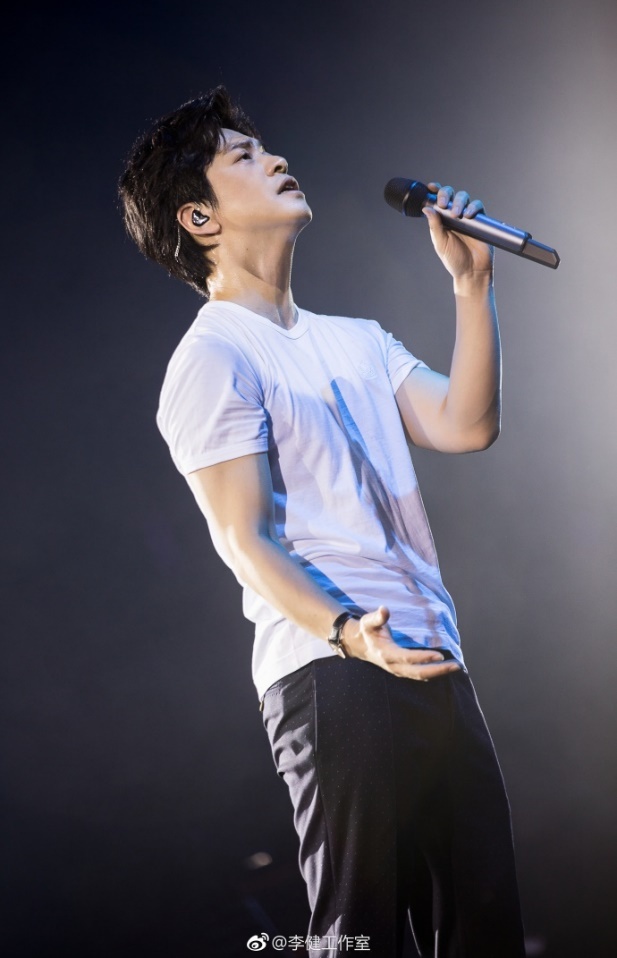 什么是学霸?李健用歌词告诉你不好好读书是