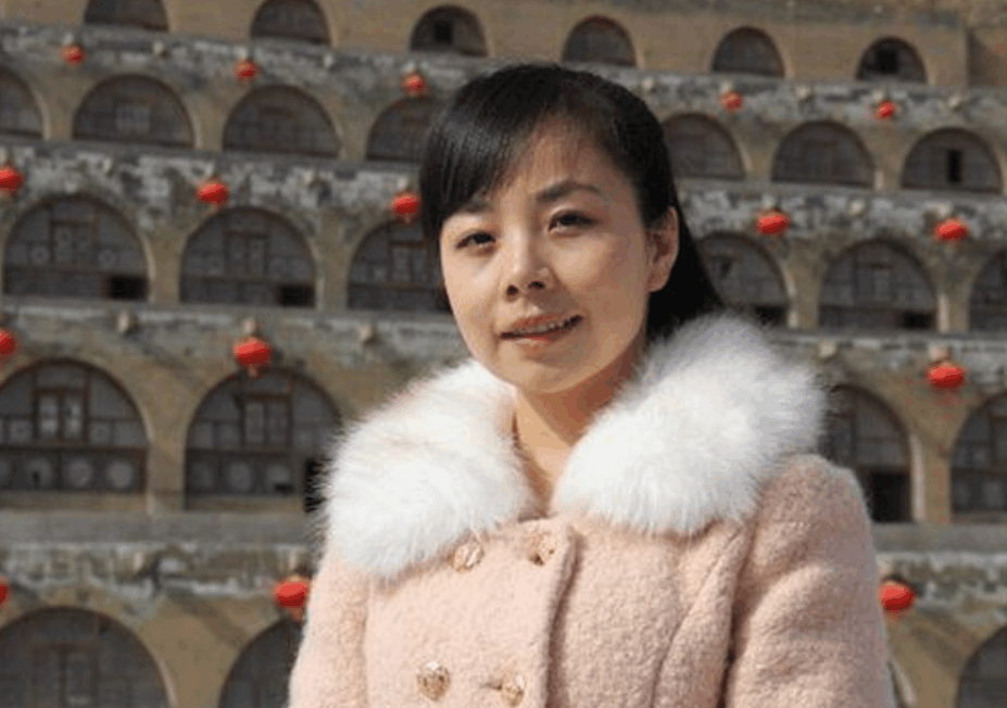 新疆七十周年庆典 王二妮与文艺演出详情