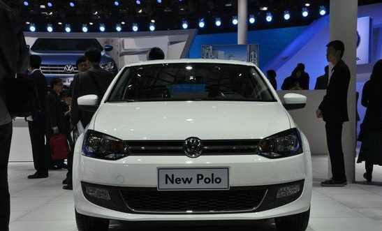 颜值不输凯迪拉克, 宝马内饰, 油耗5.0L, 动力十足, 才卖8万!