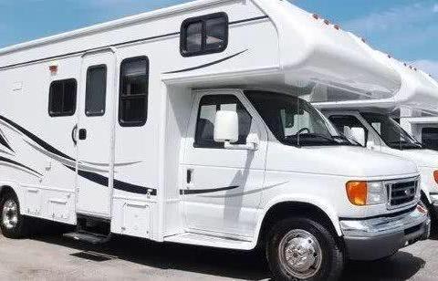 五菱宏光出了豪华版房车，定价15万元