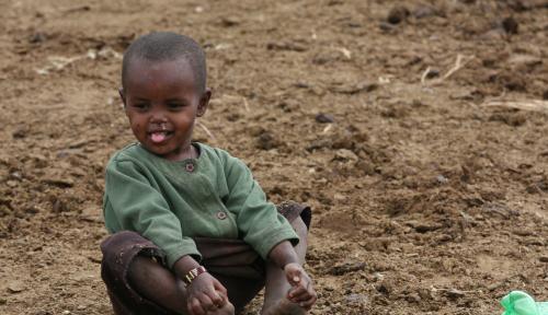 直击: 非洲缺水都多严重? 看看这些孩子你就知道了!