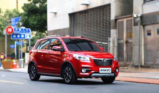 90后自驾游必备小型SUV