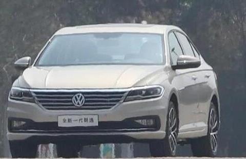 比速腾还大 全新大众朗逸无伪装谍照曝光