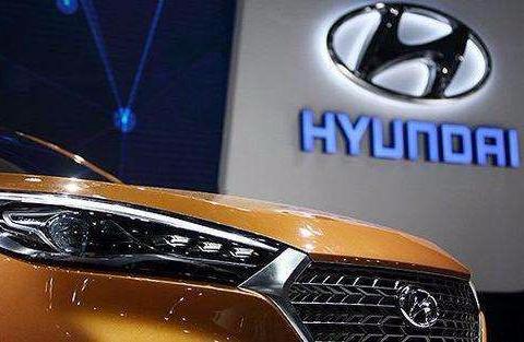 起亚再打颜值牌，这车你会买单吗？