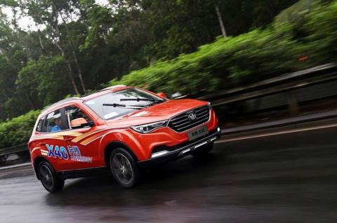 出游首选三款性能与省油兼得的SUV—奔腾X40/名爵ZS/长安CS35