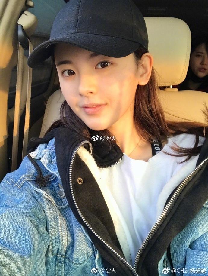 华谊兄弟称《手机2》正常拍摄,娜扎工作室辟谣