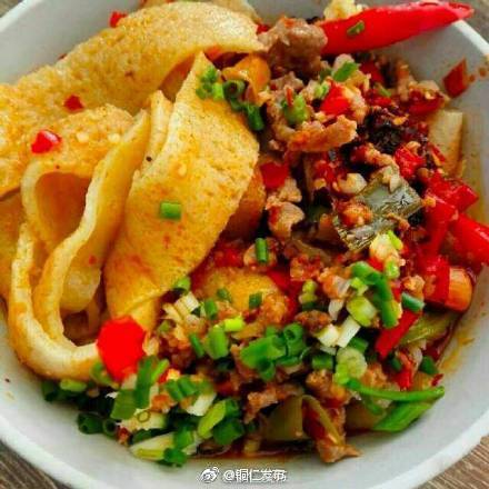 铜仁地道美食 锅巴粉