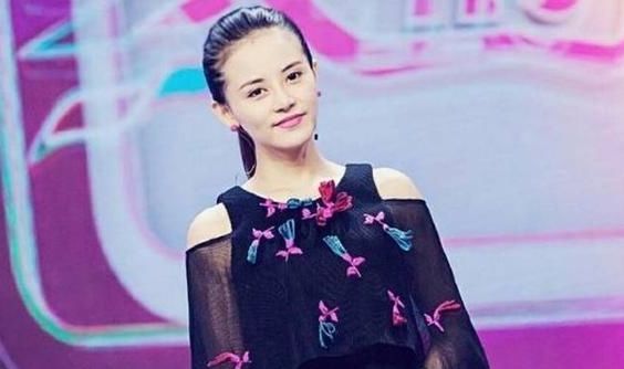曾与张杰同居5年，谢娜却对她一直耿耿于心，至今都不愿和她同台