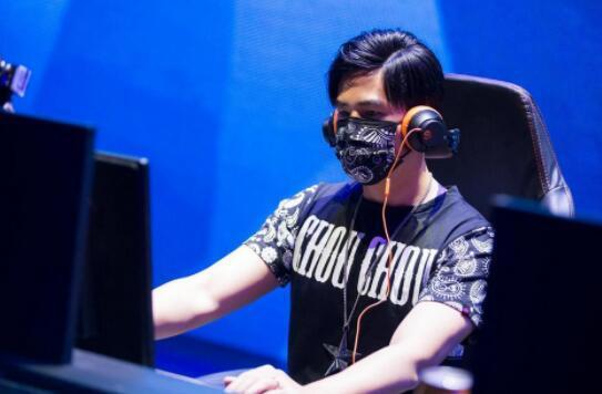 LOL:最有牌面主播,周杰伦张彬彬为争夺骚男,展