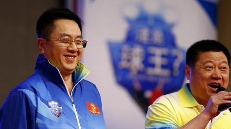 国乒名帅履历辉煌，却因开除郭跃丢金，离婚后娶小23岁女徒弟
