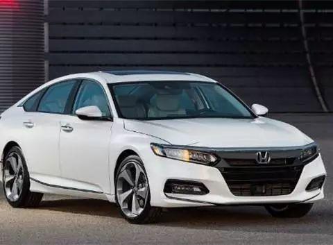 5款打死都不换代的SUV，凭借祖传的造型，称霸市场几十年！