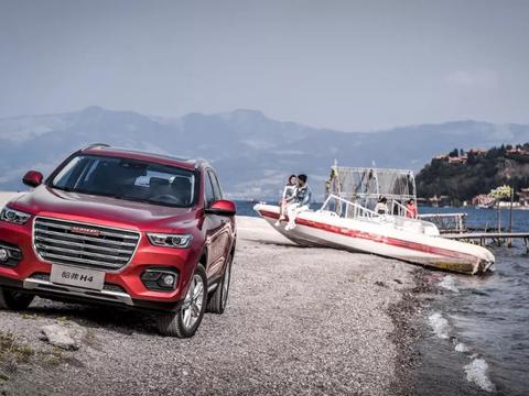 驶过抚仙湖边的哈弗H4，节油不是重点，智联体验提升才是杀手锏