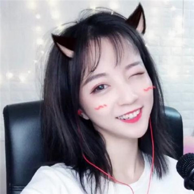 抖音一姐走红后抛弃前男友,真实原因令网友心