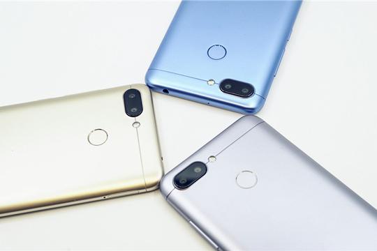 红米6系列搭载联发科12nm处理器 机身坚固可