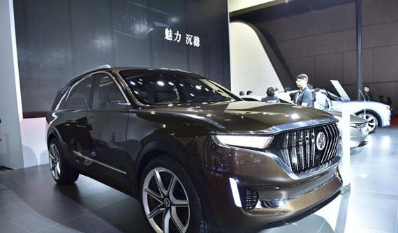 一直被国人冷落的豪华SUV，车长5米2，动力叫板汉兰达