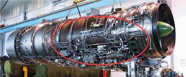 中国歼-16换装国产发动机,太行涡扇10发动机,