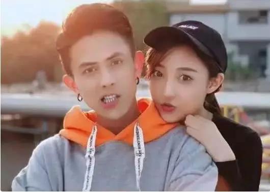 抖音最火的超甜蜜高颜值情侣,最受欢迎的是他