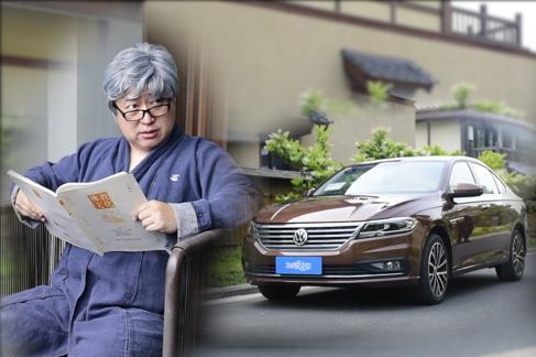 老爹太佛系，小伙很挑剔，面对新朗逸，爷俩都满意