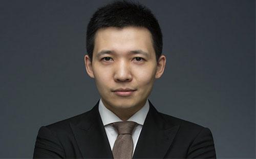 隋冰主任:上眼皮肿了不好看怎么办