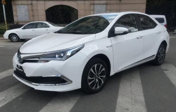 小伙坚决不随大流, 放弃思域买了这车, 大家都说他买了辆好车