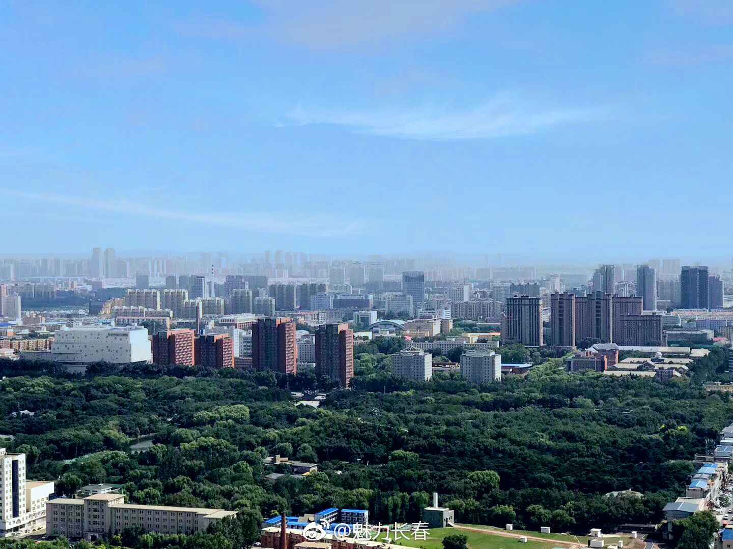 登顶最高楼,俯瞰长春.