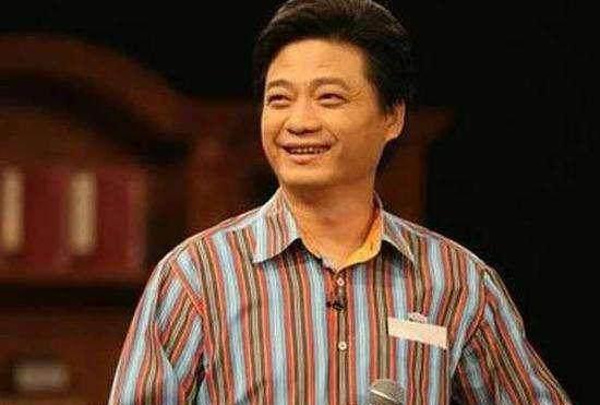 崔永元炮轰《手机》剧组,为何没怼主演葛优,崔