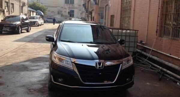 本田又良心了一回，这车比轩逸显档次，如今再降2万，不足10万