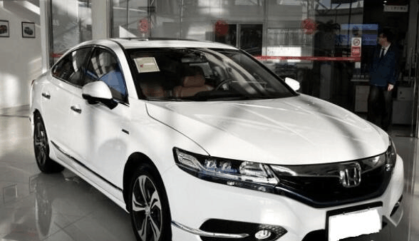 新款本田思铂睿, 外观完胜宝马3系, 2.4L来袭!