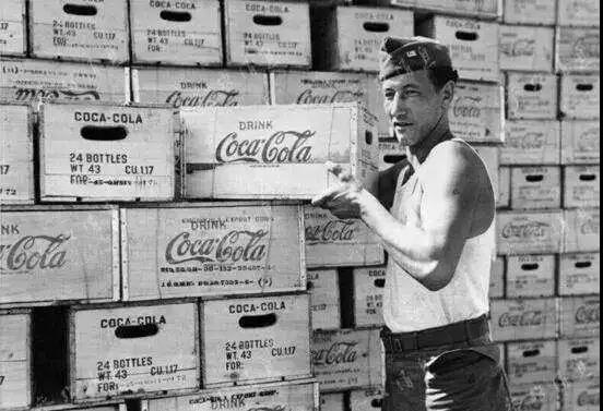 二战期间美军军需品军队伙食供给是你无法想象的