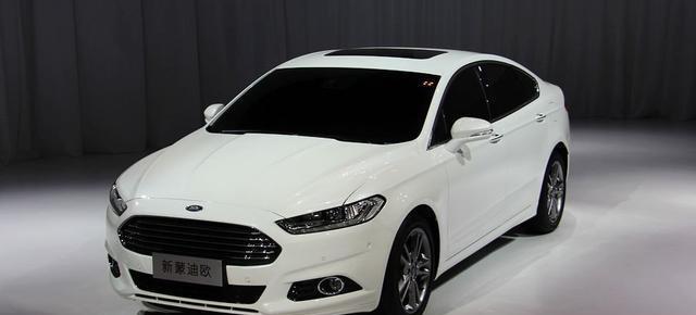 性价比之争, 斯柯达全新速派对比长安福特蒙迪欧