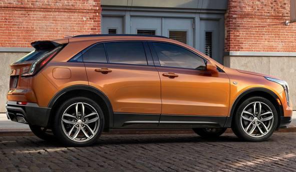 美系小伙子凯迪拉克XT4登场,23万竞争宝马X1