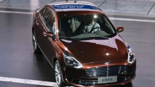 新增1.0T发动机，福特新款福睿斯发布