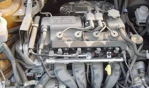 这款国产车搭载世界一流的发动机, 却只要一辆自行车的价