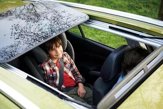 三款全系标配全景天窗车型，又大又好看，人人抢着买！