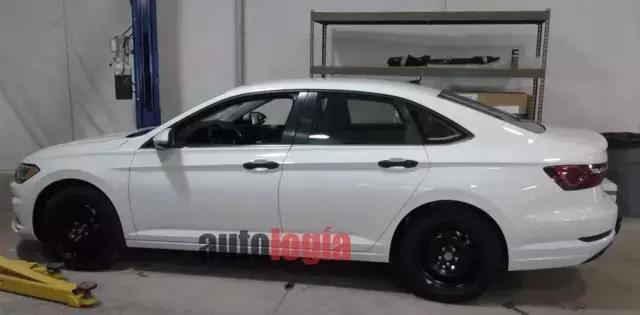 出租车司机也开轿跑？开了十多年的老捷达下一代“整容”成这样