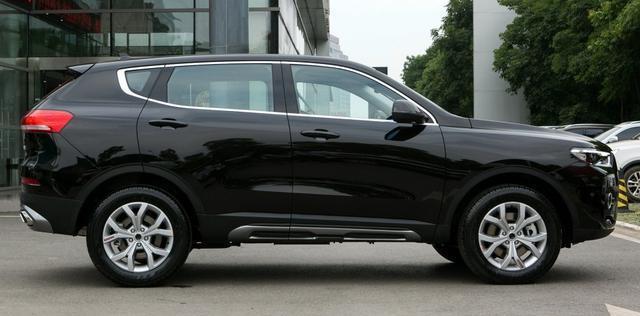 连续四年销量冠军 油耗低到夸张 全新电子档杆也是很有科技范