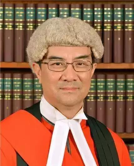 内地女子在香港法庭拍照发朋友圈被判刑,当杠