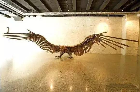 史上最大的老鹰,专吃恐鸟的哈斯特鹰!