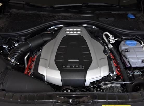 奔驰E200L 4matic和奥迪A6L 45TFSI Quattro,