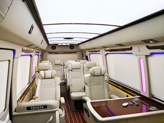 田考斯特改装基地位于北京顺义区金马工业园1